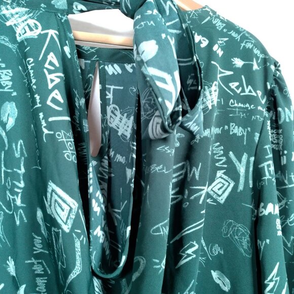 Melissa McCartney Seven Shirt Blouse Plus Size 2X Green Graffiti Long Sleeve Top - Picture 15 of 16